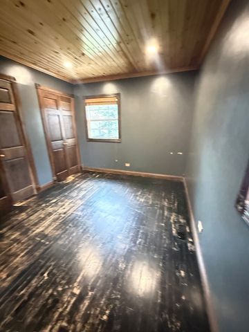 1030 Crescent Court, Round Lake Beach, IL 60073