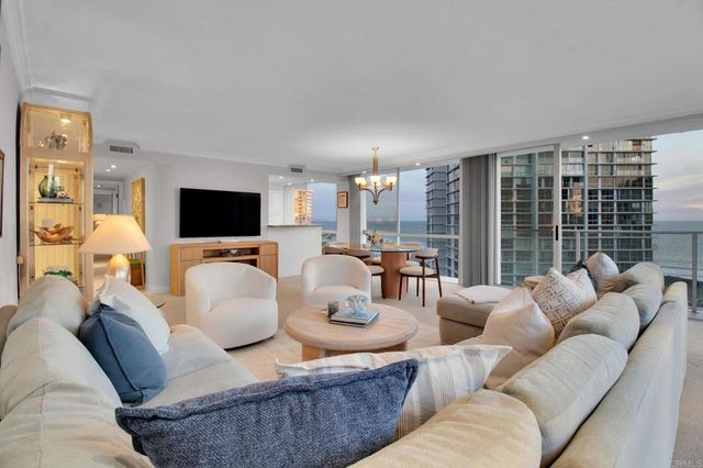 1770 Avenida Del Mundo 809, Coronado, CA 92118