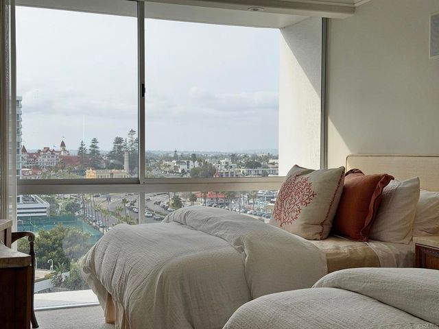 1770 Avenida Del Mundo 809, Coronado, CA 92118