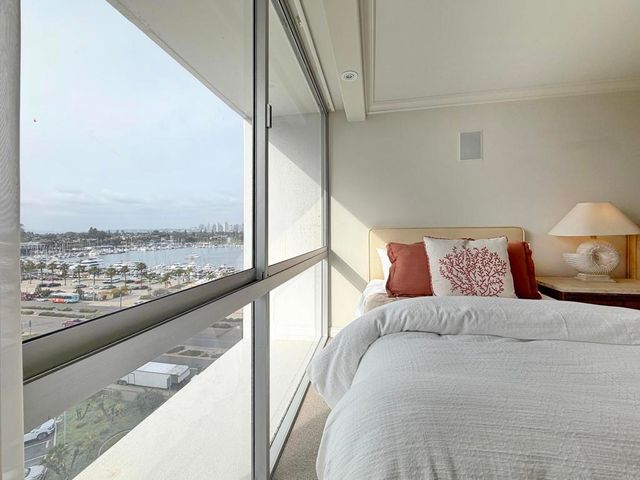 1770 Avenida Del Mundo 809, Coronado, CA 92118