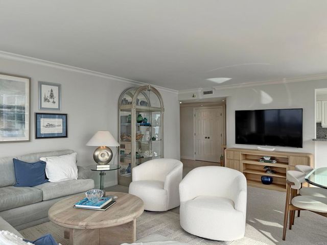 1770 Avenida Del Mundo 809, Coronado, CA 92118