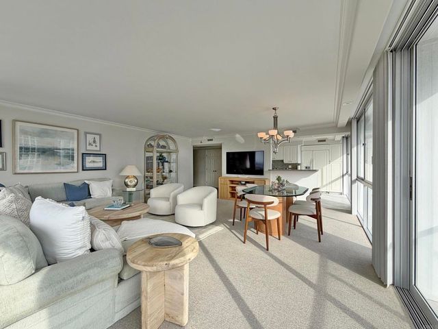 1770 Avenida Del Mundo 809, Coronado, CA 92118