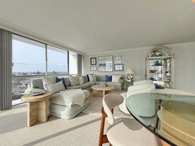 1770 Avenida Del Mundo 809, Coronado, CA 92118