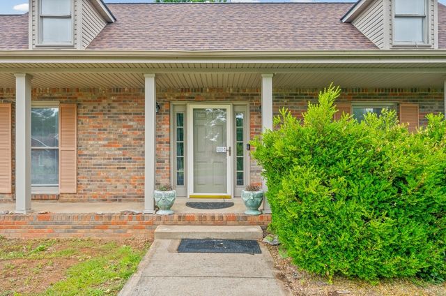 264 Cheshire Rd, Clarksville, TN 37043