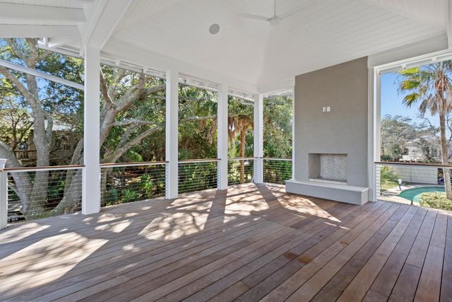 2923 Middle Street, Sullivans Island, SC 29482