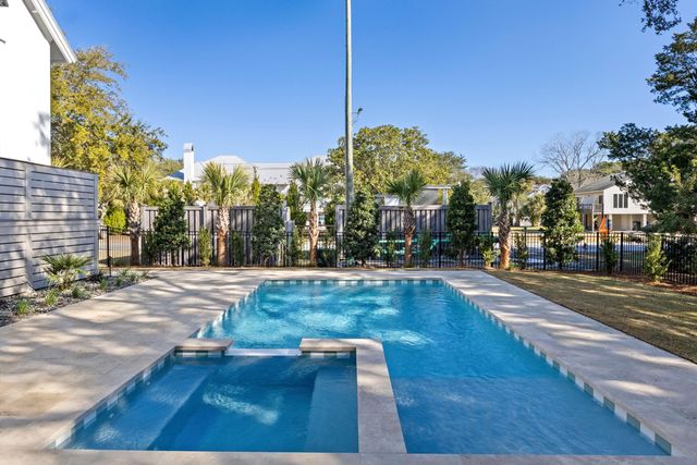 2923 Middle Street, Sullivans Island, SC 29482