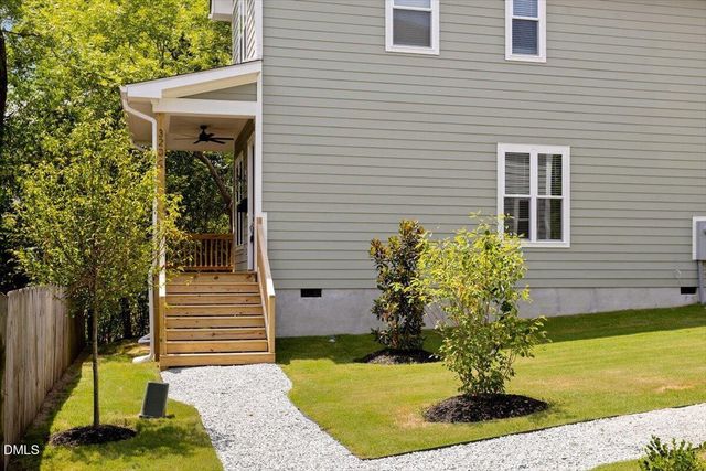 320 Gray Avenue C, Durham, NC 27701