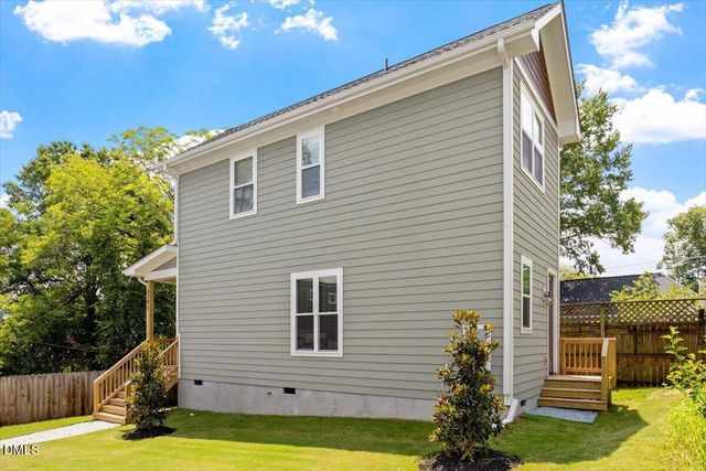 320 Gray Avenue C, Durham, NC 27701