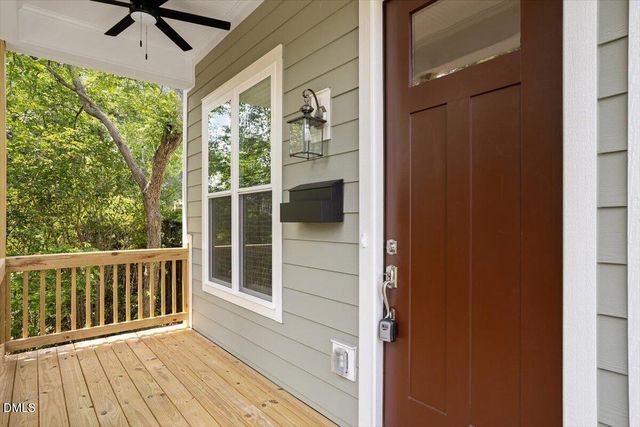 320 Gray Avenue C, Durham, NC 27701