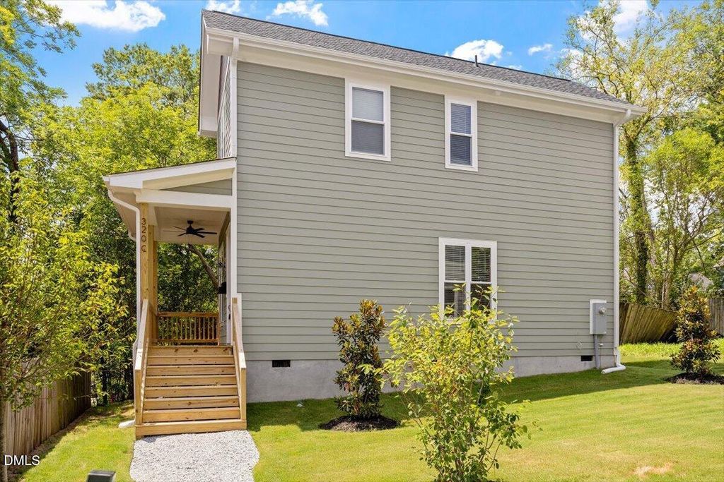 320 Gray Avenue C, Durham, NC 27701