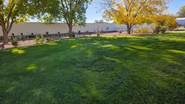 40 La Bajada Road, Los Lunas, NM 87031