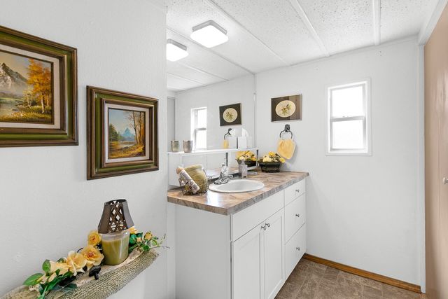 40 LA BAJADA Road, Los Lunas, NM 87031