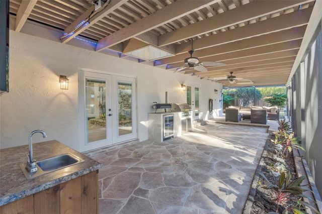 4916 HIDDEN OAKS TRAIL, Sarasota, FL 34232