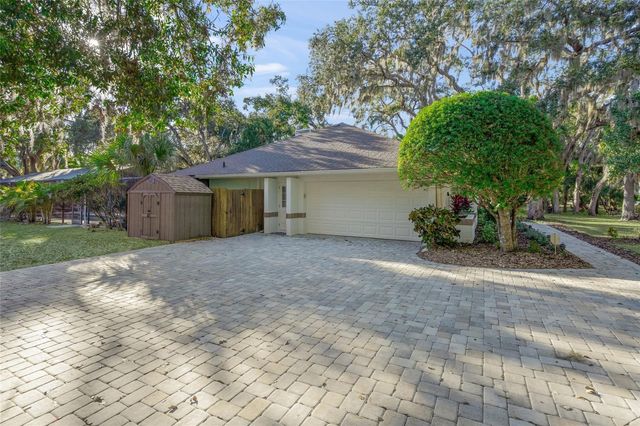 4916 HIDDEN OAKS TRAIL, Sarasota, FL 34232