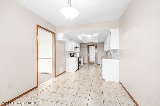 8107 Williamsburg Road, Fort Smith, AR 72903