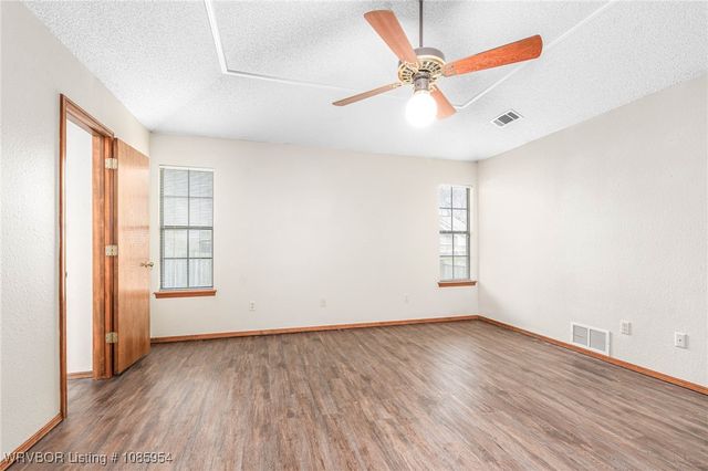 8107 Williamsburg Road, Fort Smith, AR 72903