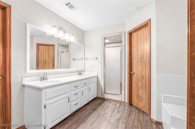 8107 Williamsburg Road, Fort Smith, AR 72903