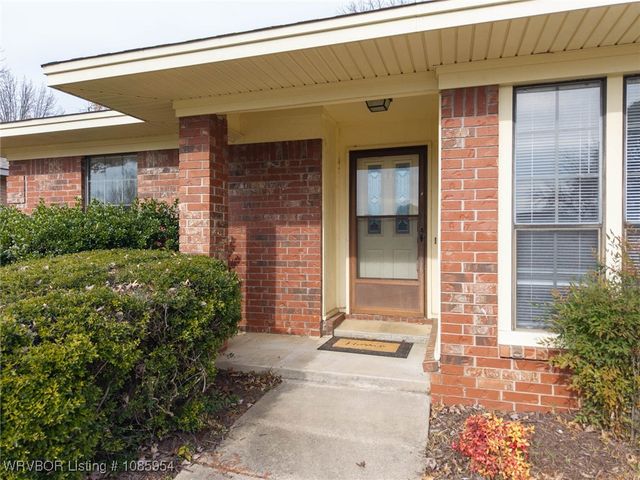 8107 Williamsburg Road, Fort Smith, AR 72903