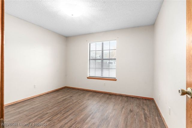 8107 Williamsburg Road, Fort Smith, AR 72903