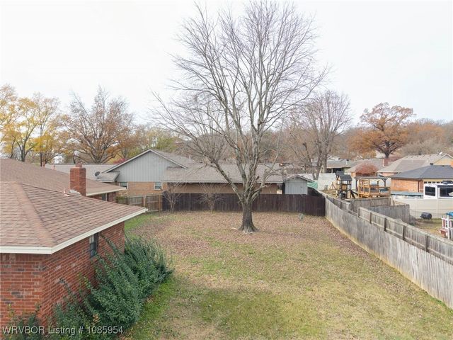 8107 Williamsburg Road, Fort Smith, AR 72903