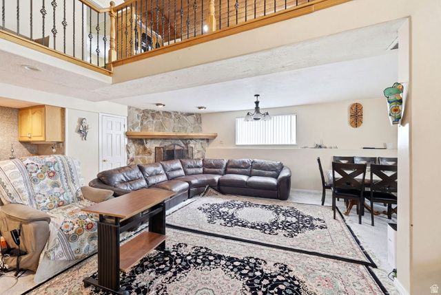 11095 S 2125 E, Sandy, UT 84092