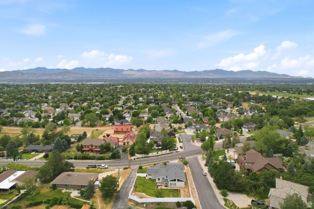 11095 S 2125 E, Sandy, UT 84092