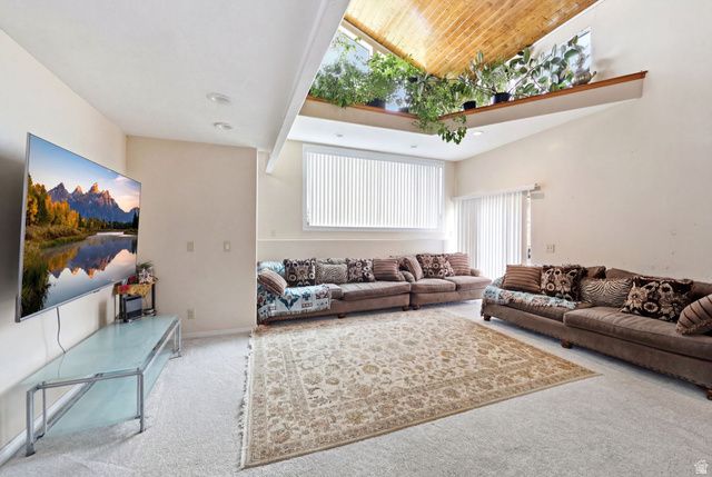 11095 S 2125 E, Sandy, UT 84092