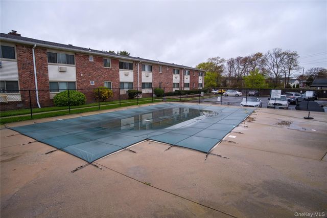 2453D Union Blvd 2A, Islip, NY 11751