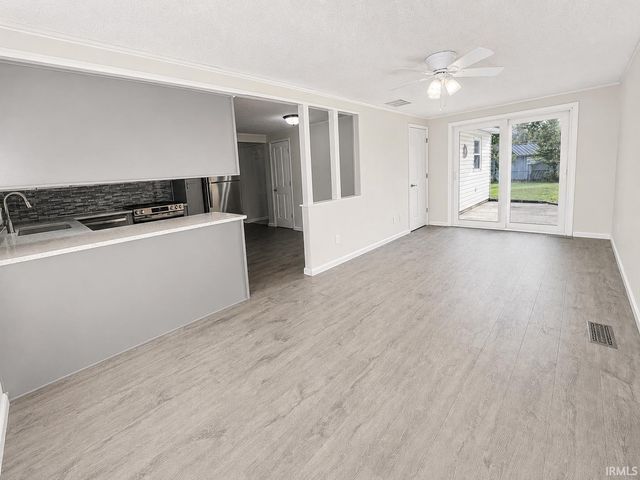 3516 Ivy League Drive, Fort Wayne, IN 46805