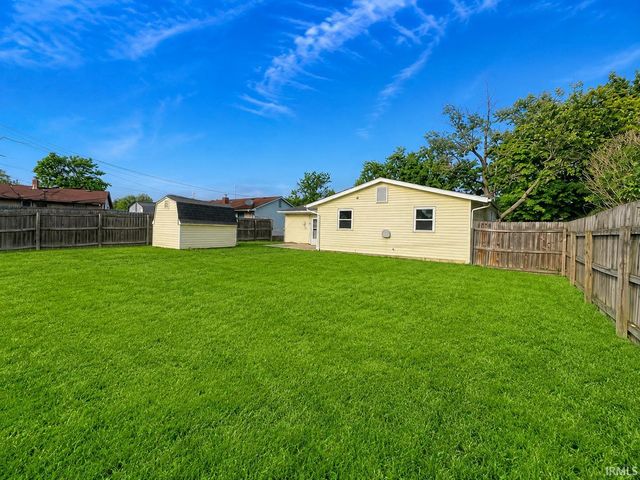 3516 Ivy League Drive, Fort Wayne, IN 46805