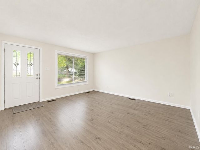 3516 Ivy League Drive, Fort Wayne, IN 46805
