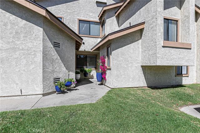 200 Village Circle, Lompoc, CA 93436