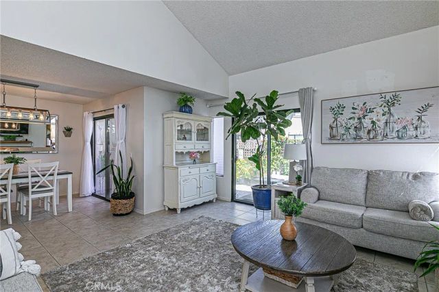 200 Village Circle, Lompoc, CA 93436