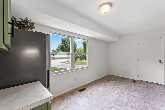 7133 Strawberry Drive, Fort Wayne, IN 46825
