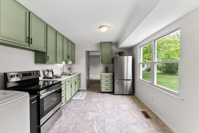 7133 Strawberry Drive, Fort Wayne, IN 46825