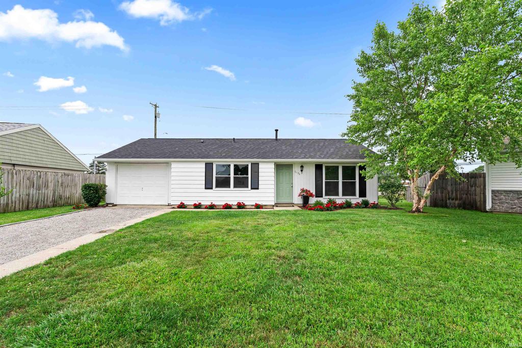 7133 Strawberry Drive, Fort Wayne, IN 46825