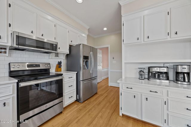 705 Kempton Drive, Greenville, NC 27834