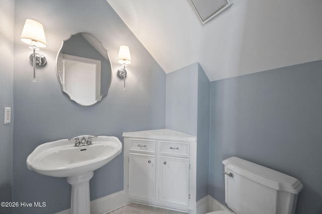 705 Kempton Drive, Greenville, NC 27834