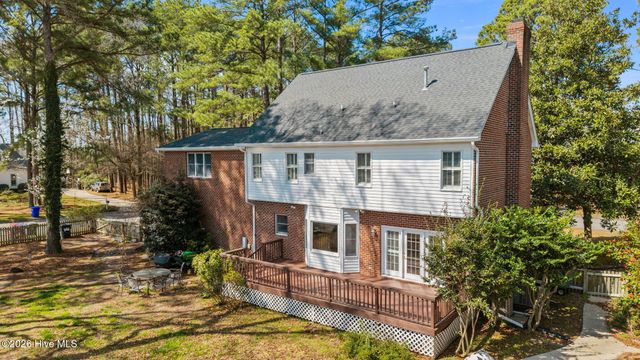 705 Kempton Drive, Greenville, NC 27834