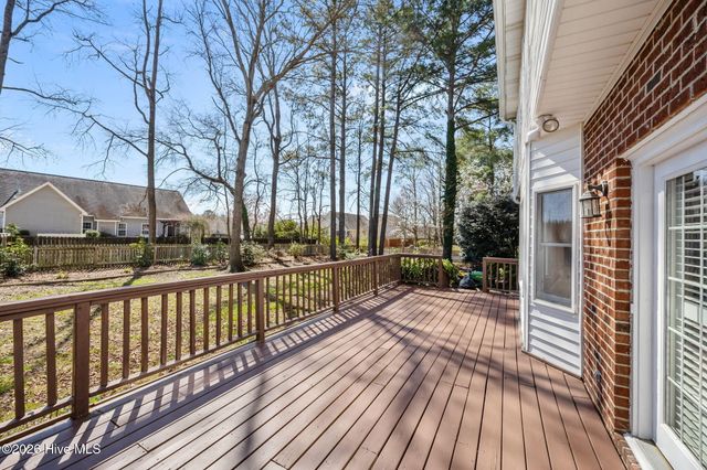 705 Kempton Drive, Greenville, NC 27834