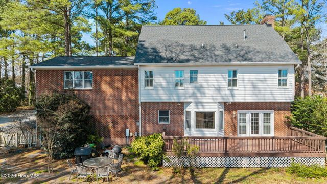 705 Kempton Drive, Greenville, NC 27834