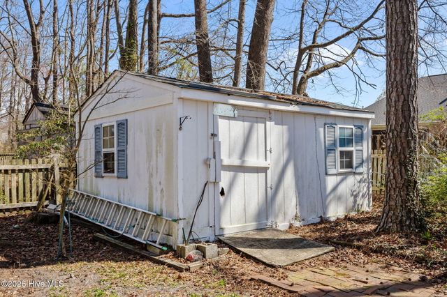 705 Kempton Drive, Greenville, NC 27834