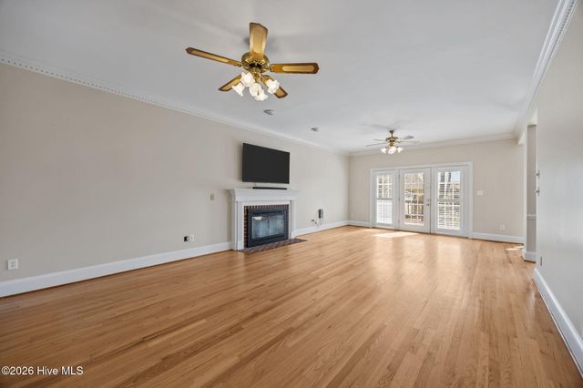 705 Kempton Drive, Greenville, NC 27834