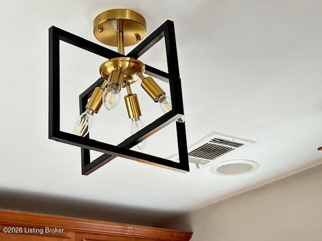 2009 Meadowgate Ln, Louisville, KY 40223