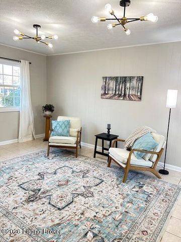 2009 Meadowgate Ln, Louisville, KY 40223