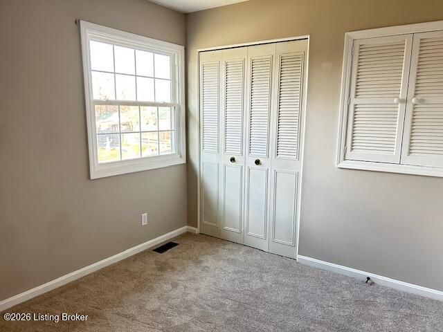 2009 Meadowgate Ln, Louisville, KY 40223