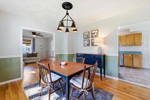 32 Marshall St, Tewksbury, MA 01876
