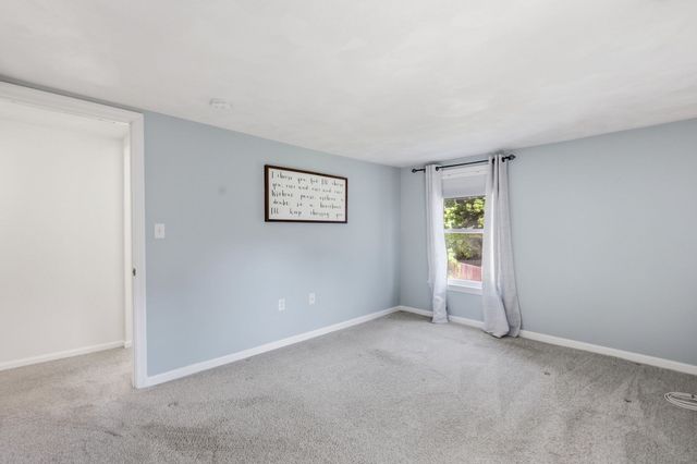 32 Marshall St, Tewksbury, MA 01876