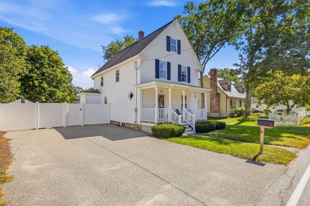 32 Marshall St, Tewksbury, MA 01876