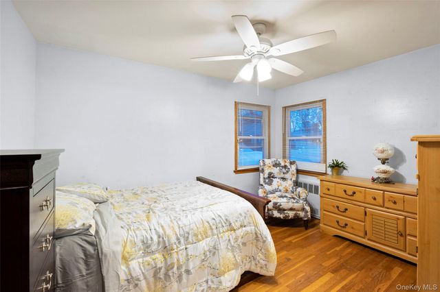 139 N Linden Street, Massapequa, NY 11758